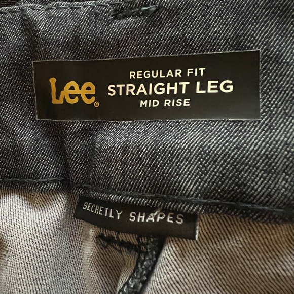NWT Lee Secretly Shapes Regular Straight Le Mid Rise Pants Size 8 Medium - Picture 5 of 7